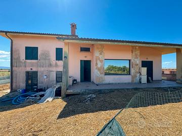 Villasor. Villa su lotto di 770mq