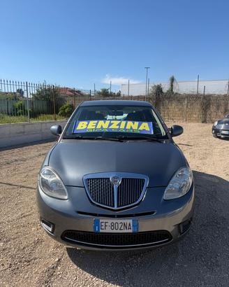 Lancia Ypsilon 1.2 69 CV Argento