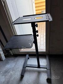 Porta Proiettore e porta Pccon ruote