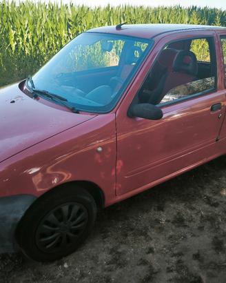 FIAT 600