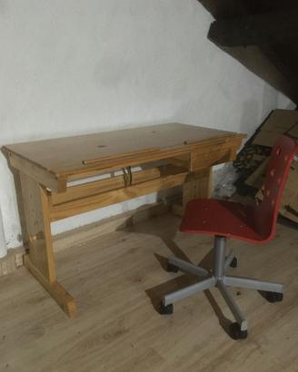 scrivania e sedia per bambini