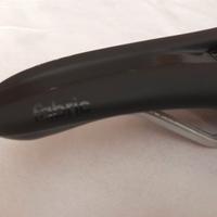 sella fabric con scarico centrale