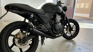 Honda cb 500 cafe' racer