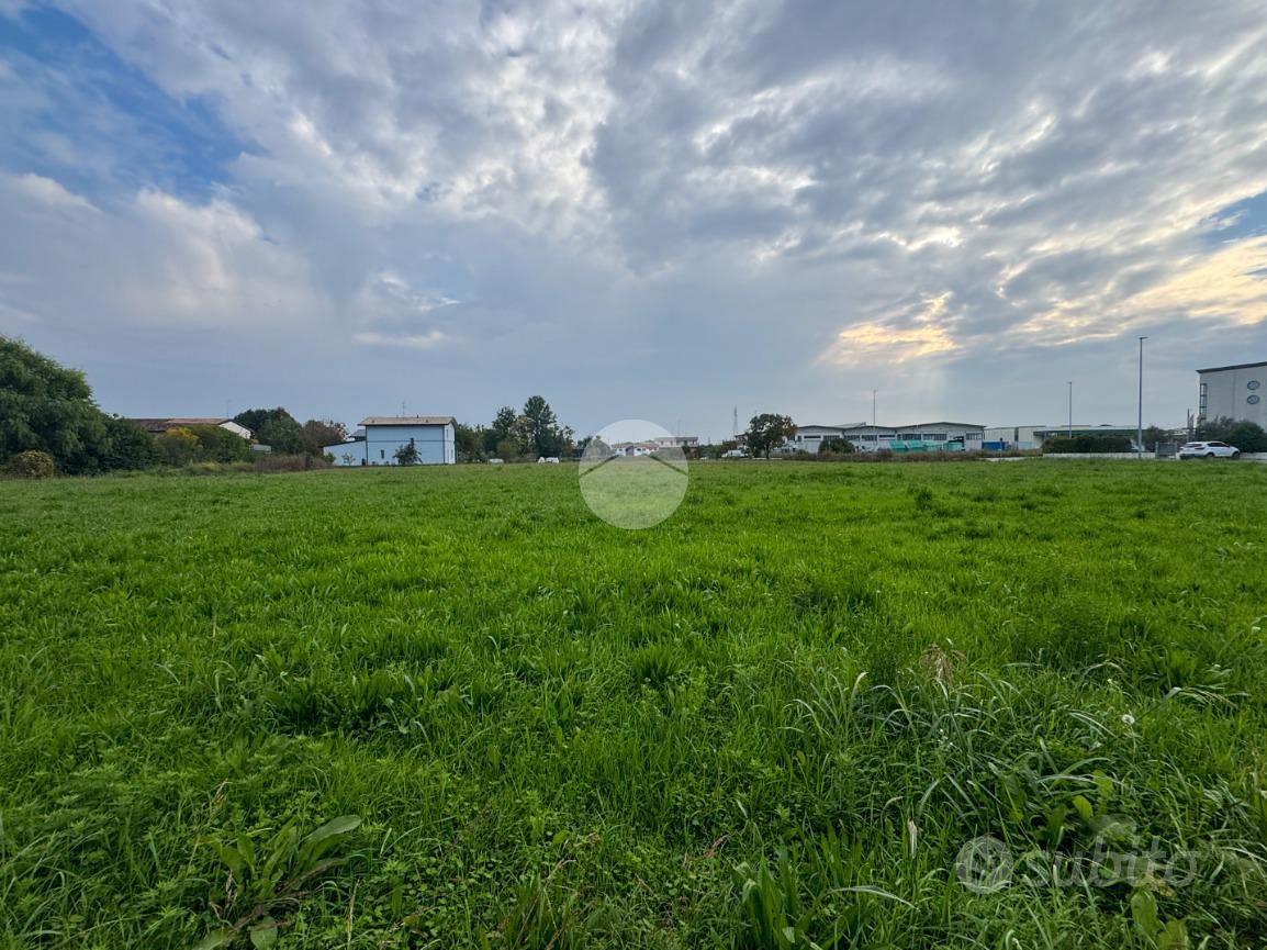 TERRENO A CASTEL GOFFREDO - Vista 5