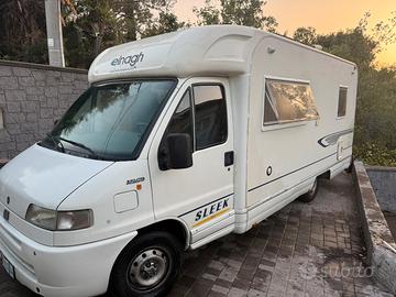 Camper semi integrale Elnagh