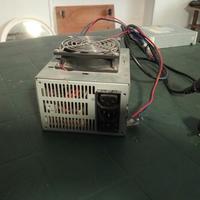 Alimentatore da banco