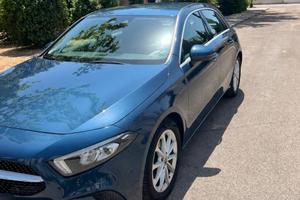 Mercedes A180d AUTOMATIC SPORT