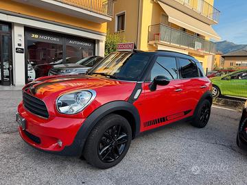 Mini Cooper Countryman 1.6 tetto
