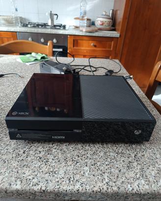 XBOX ONE + CONTROLLER + GIOCHI