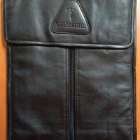 Portacamicie TRUSSARDI in pelle ( cerniera rotta )