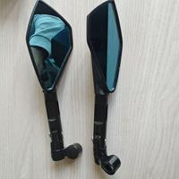 Specchietti retrovisori universali 