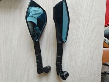 Specchietti retrovisori universali 