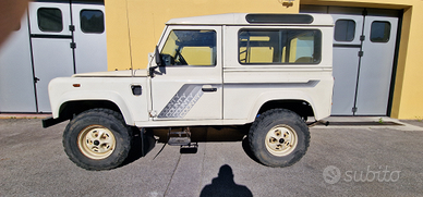 Defender 90