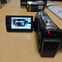 Telecamera portatile Panasonic SDR-S50