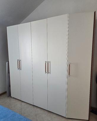 Armadio 5 ante 
