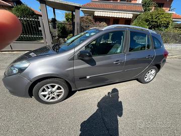 Renault clio sportour