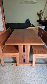 Tavolo in legno massello con 3 panche