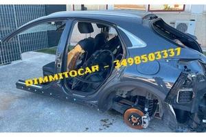 Kia XCed 2023 Scocca per tagliate