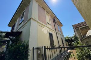 PORZIONE DI BIFAMILIARE A CASORATE PRIMO