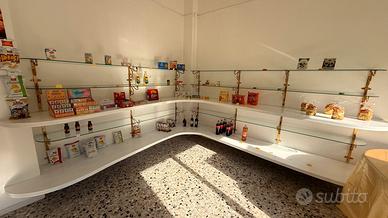 Arredamento per negozio