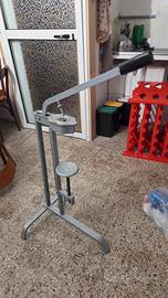 Tappatrice a Colonna per tappi in Sughero.