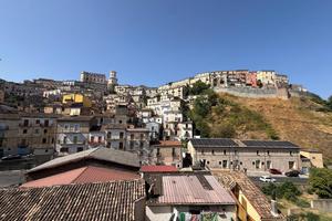 3 LOCALI A CORIGLIANO-ROSSANO