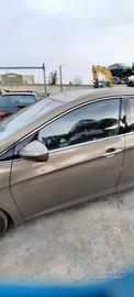 HYUNDAI I40 STATION WAGON 2010 - PORTA ANTERIORE S