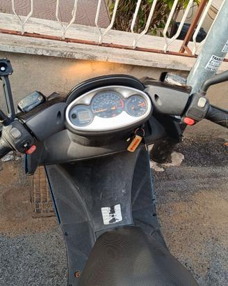 Yamaha majesty 125