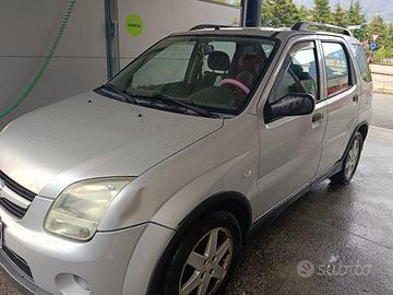 Suzuki Ignis 2004