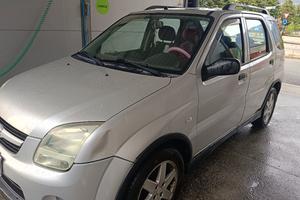 Suzuki Ignis 2004