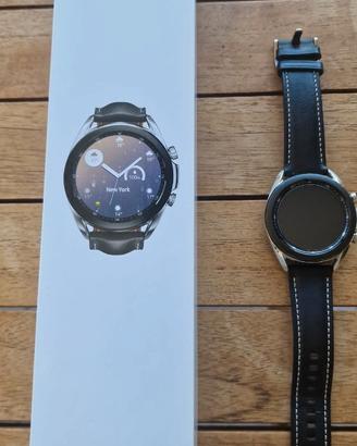 Samsung galaxy smart watch 3