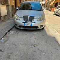 Lancia ypsilon 2007