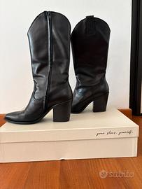 Stivale donna in pelle nera tg. 39