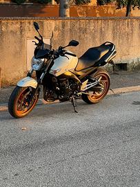 Suzuki Gsr 600