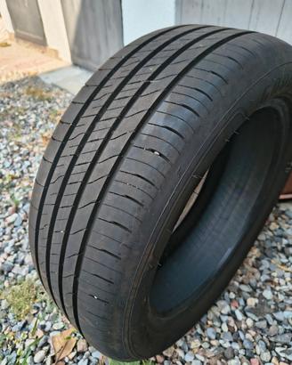 Treno Gomme Estive Goodyear EfficientGrip