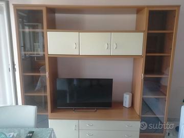 Parete attrezzata moderna panna e ciliegio