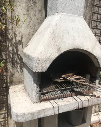 Caminetto in cemento per barbeque bbq