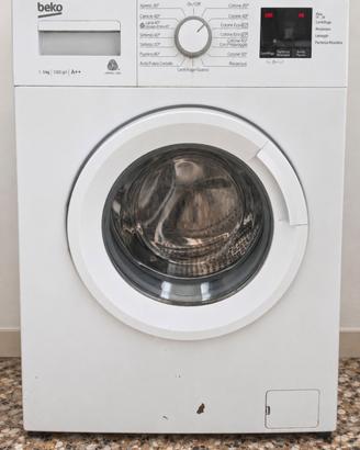 Lavatrice Beko 5 kg 1000 giri – funzionante