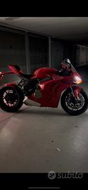 Panigale v4