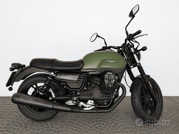 Moto Guzzi V7 III Stone