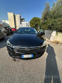 Opel Astra 2019 Berlina