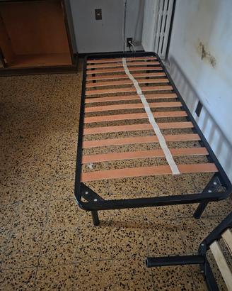 3 reti singole + materasso 