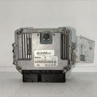 CENTRALINA MOTORE KIA Carens 2° Serie 0281013072