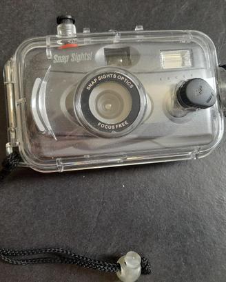 Macchina fotografica subacquea a pellicola 35mm