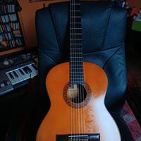 chitarra classica Aria 