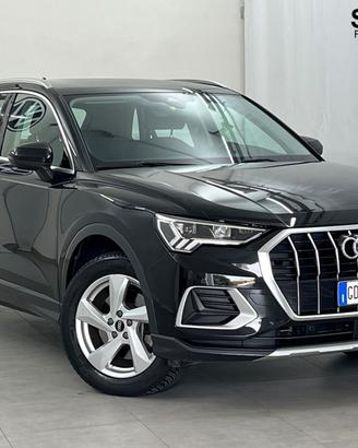 Q3 40 2.0 tdi Business Advanced quattro 200cv s-tr