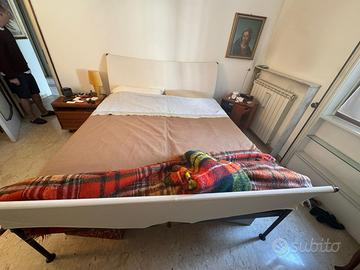 Letto matrimoniale Cassina