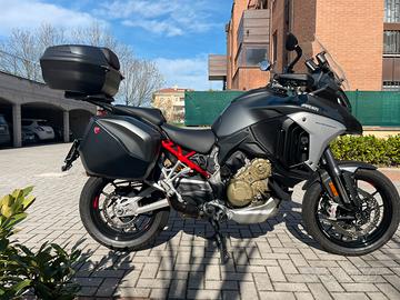 Ducati multistrada v4s travel&radar
