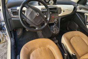 Lancia Y 1.2 benzina - 2003