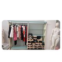 Arredamento Negozio abbigliamento 